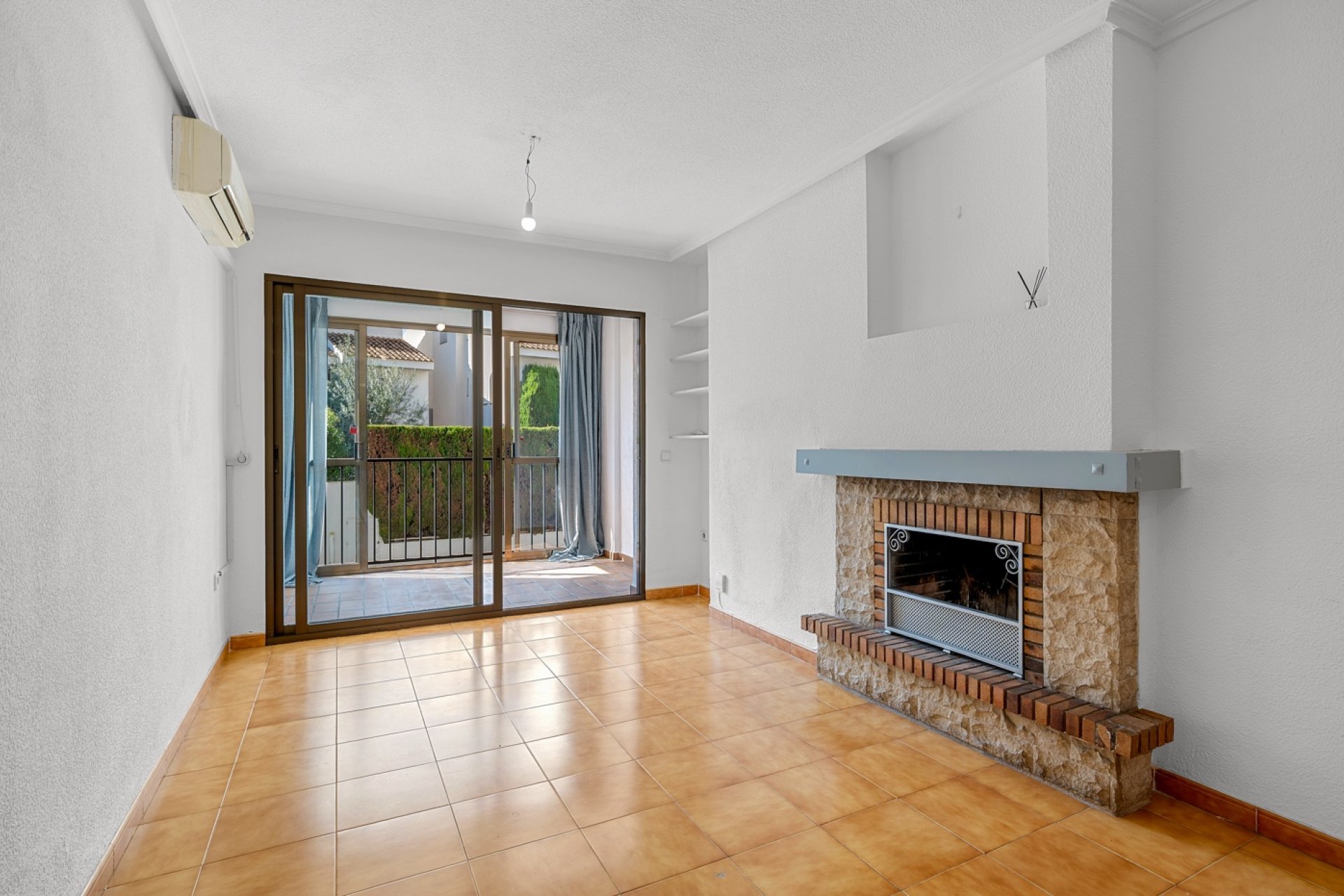 Videresalg - Leilighet / leilighet - Altea