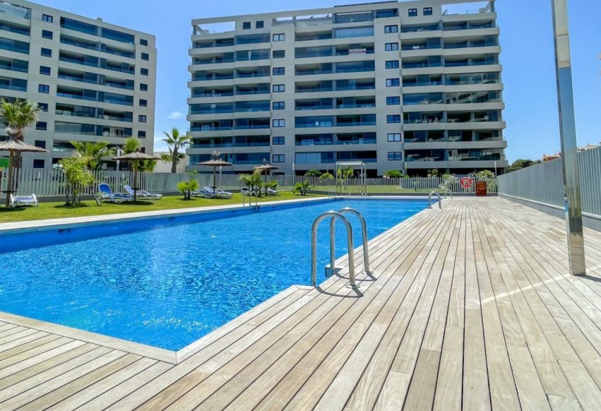 Videresalg - Leilighet / leilighet - Orihuela Costa - Punta Prima