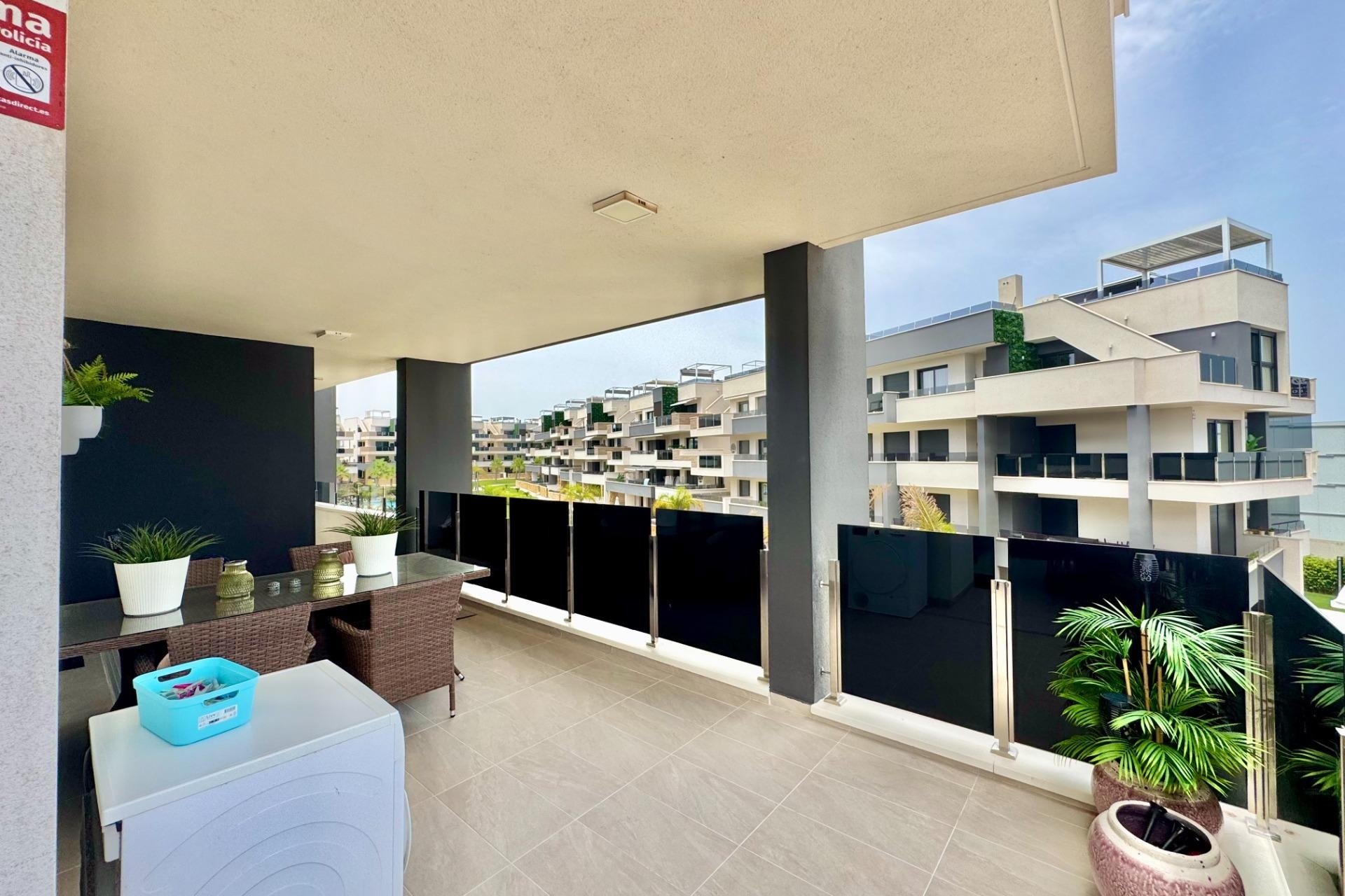 Videresalg - Leilighet / leilighet - Orihuela Costa - Punta Prima