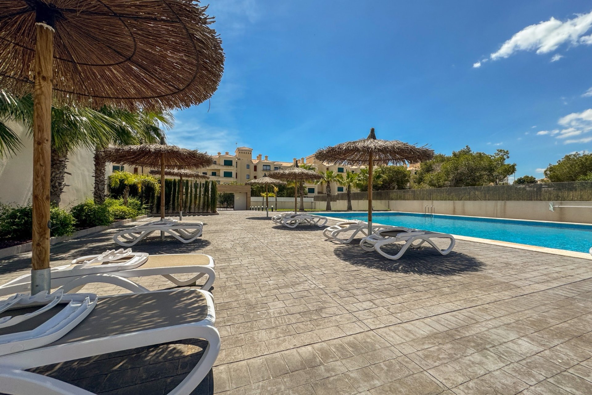 Videresalg - Leilighet / leilighet - Orihuela Costa - Villamartín