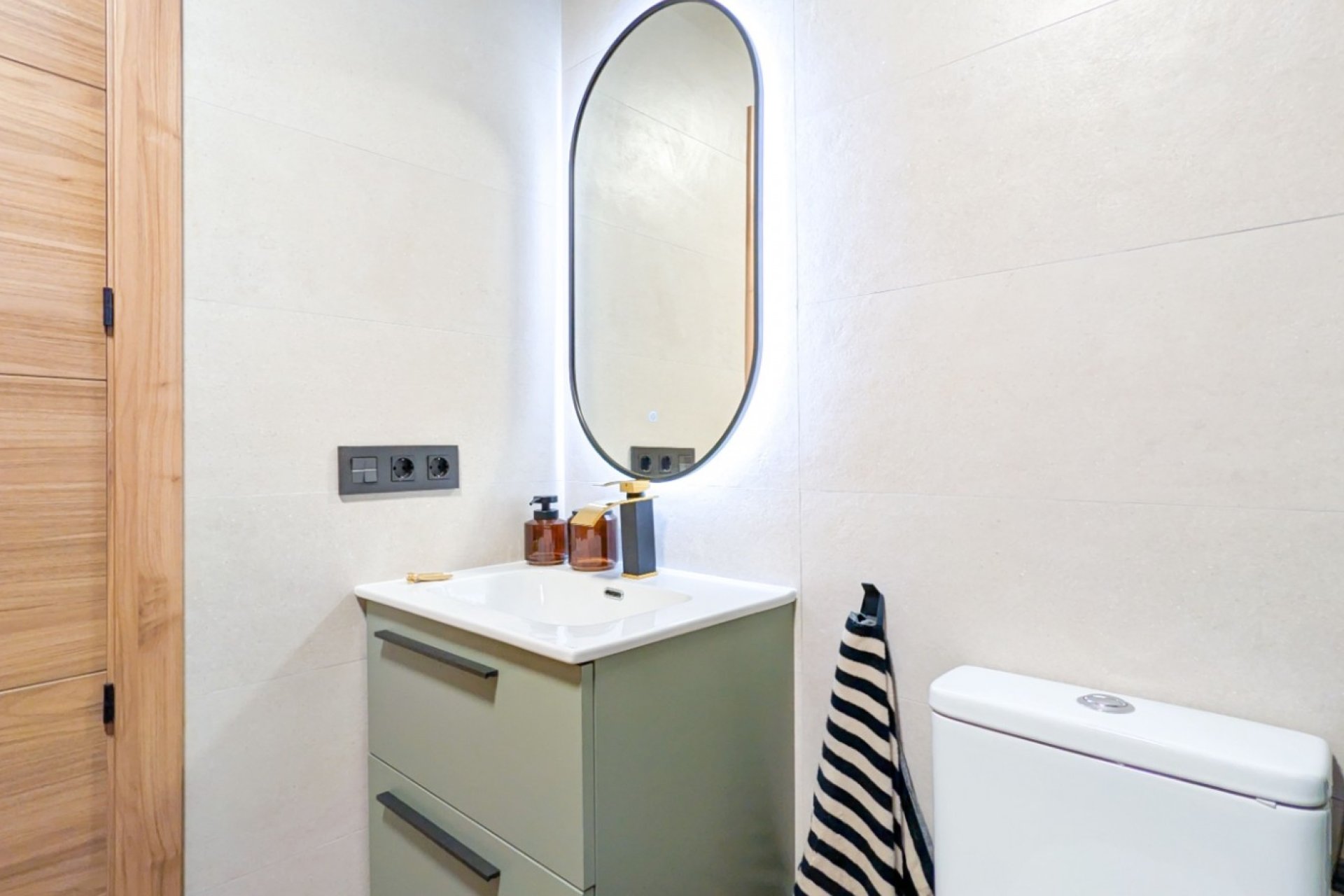 Videresalg - Leilighet / leilighet - Torrevieja