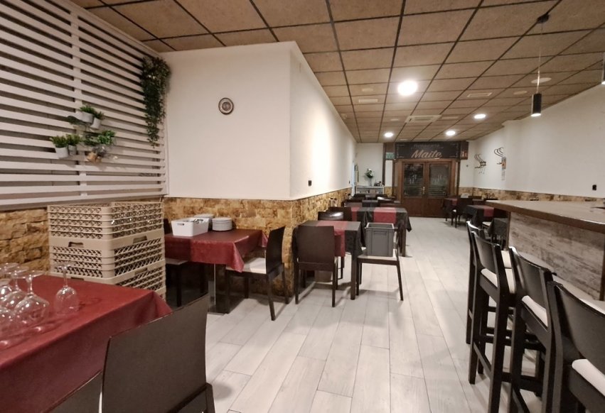 Videresalg - Local comercial - Benijofar