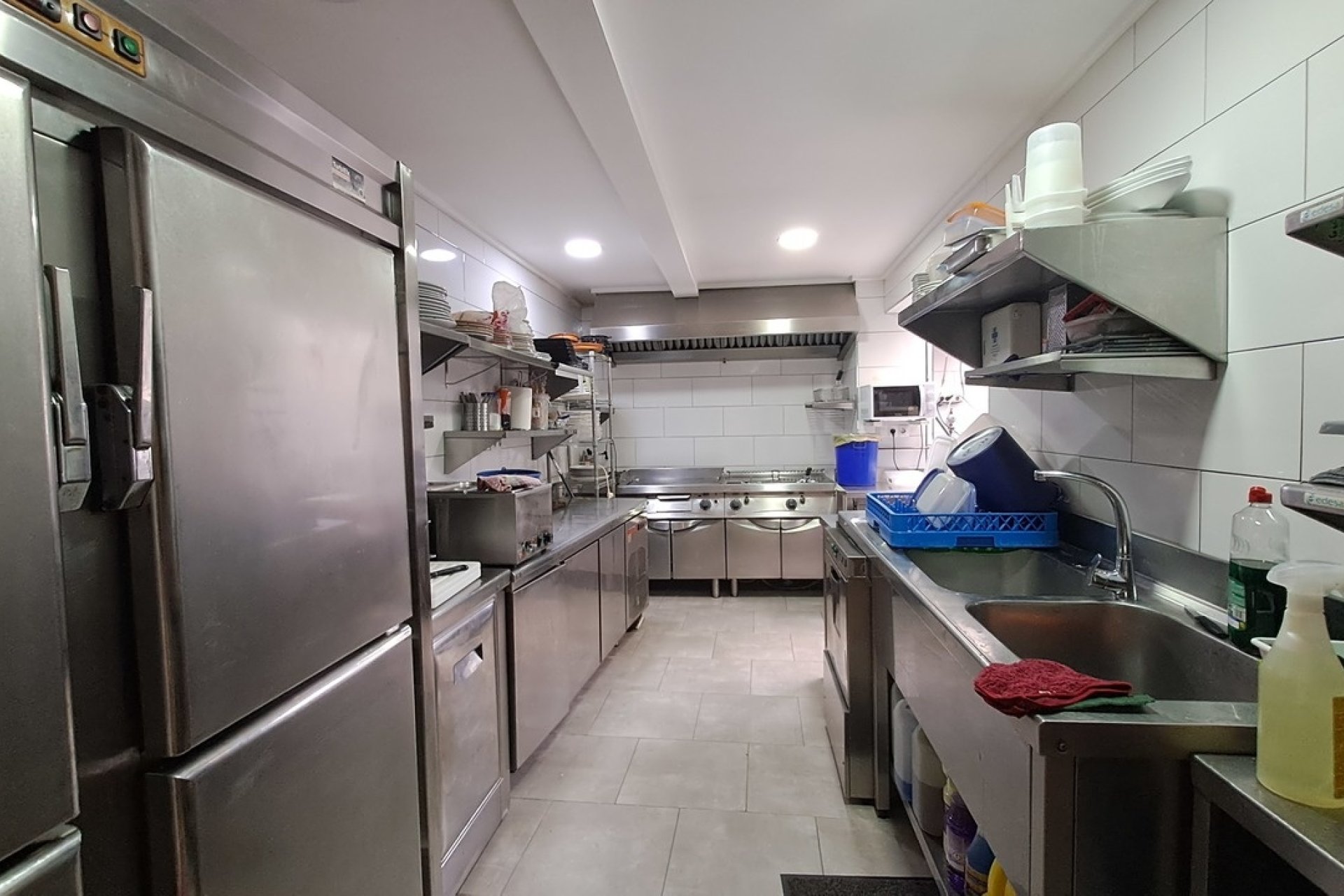 Videresalg - Local comercial - Benijofar