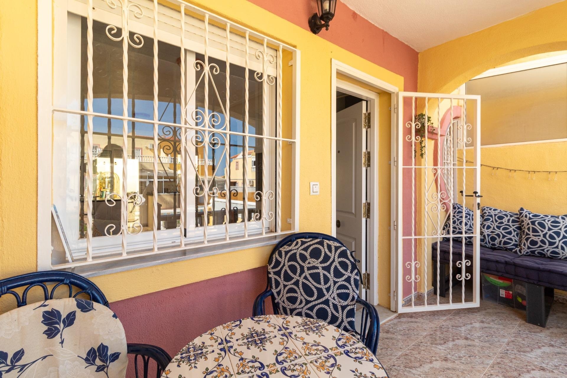 Videresalg - Tosidig - Orihuela Costa - La Regia