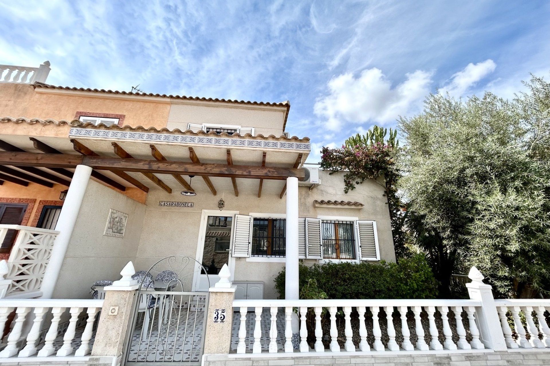 Videresalg - Tosidig - Orihuela Costa