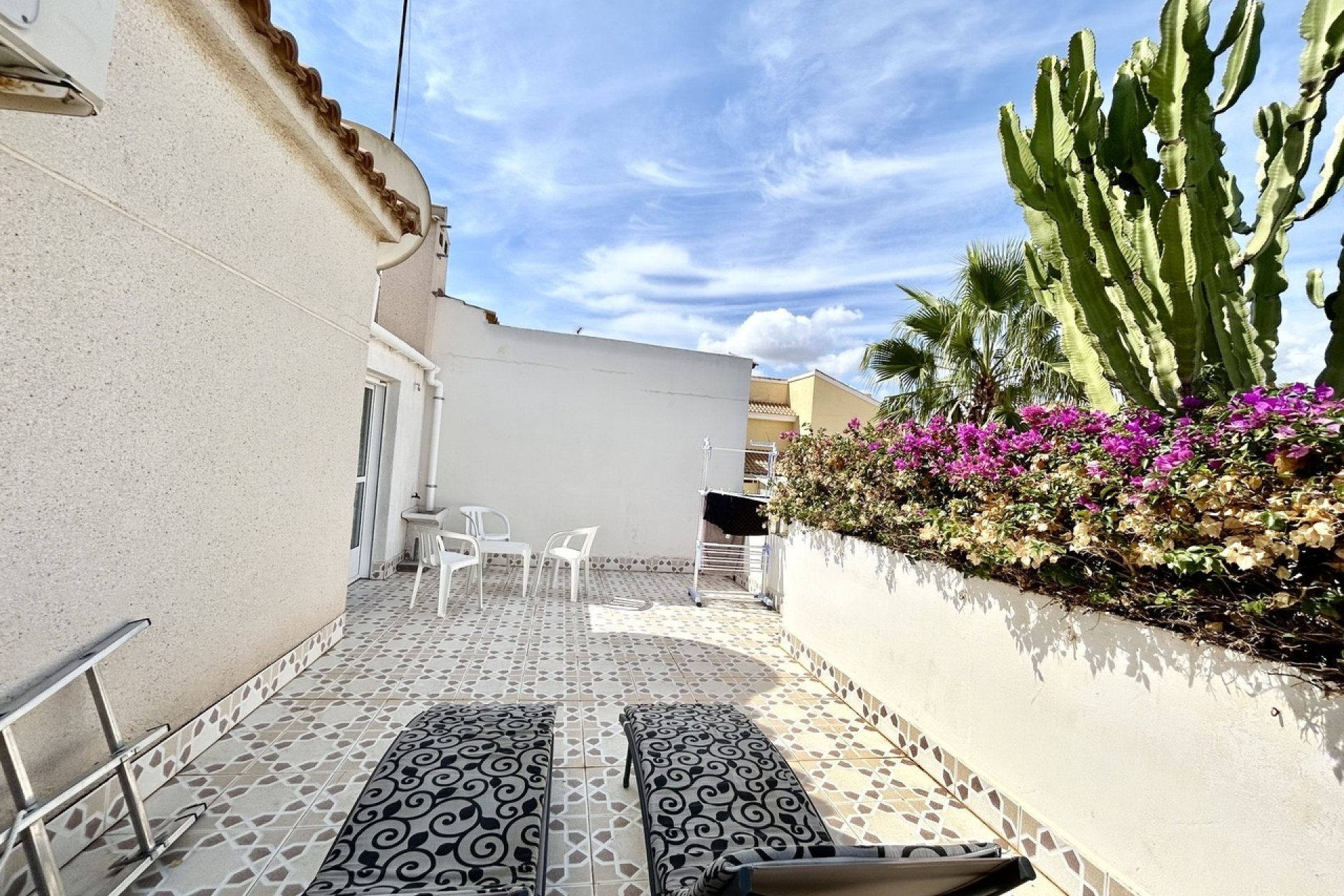 Videresalg - Tosidig - Orihuela Costa