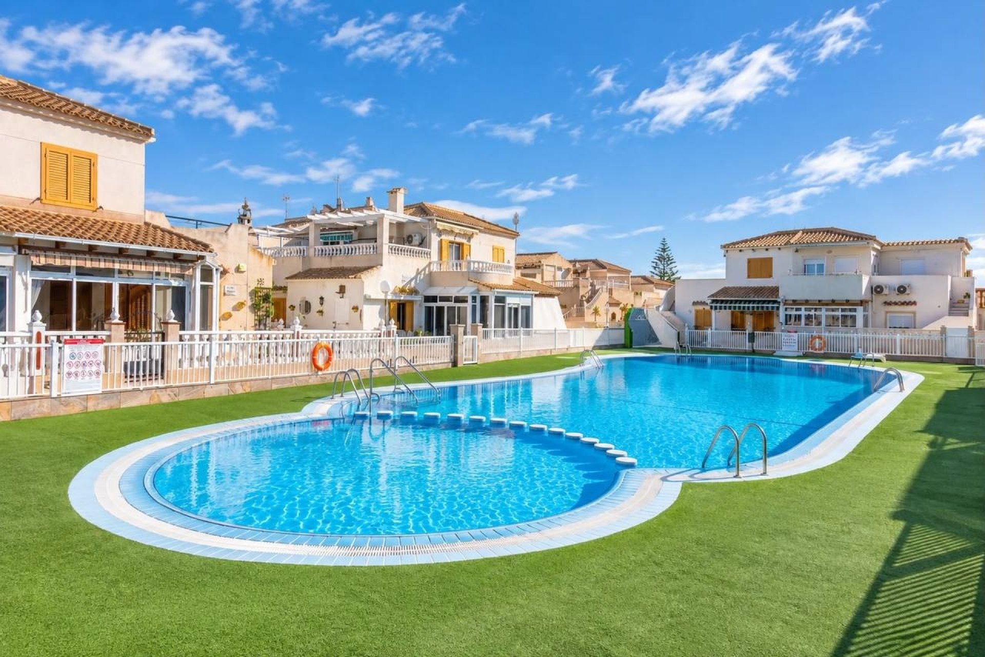 Videresalg - Tosidig - Orihuela Costa