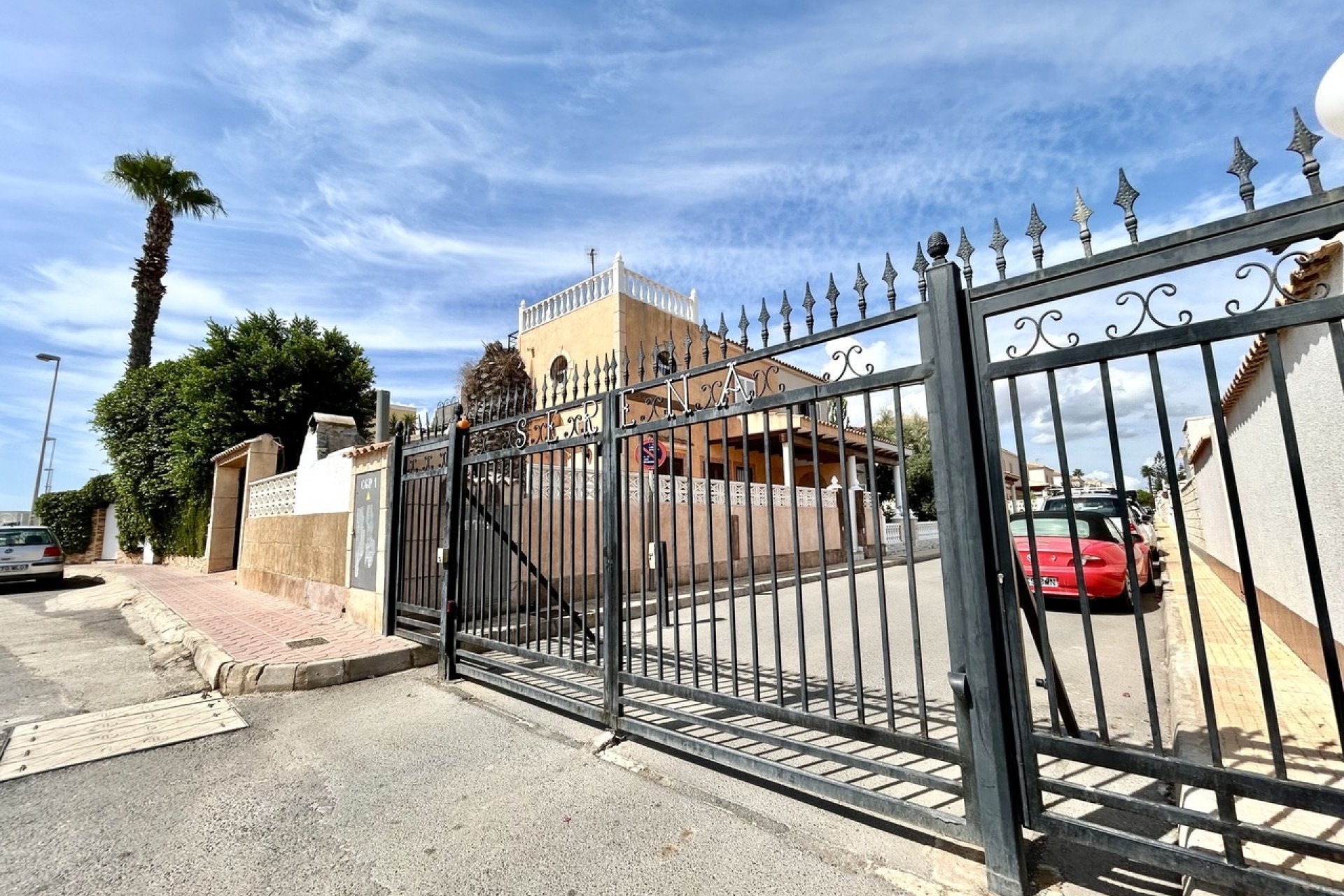 Videresalg - Tosidig - Orihuela Costa