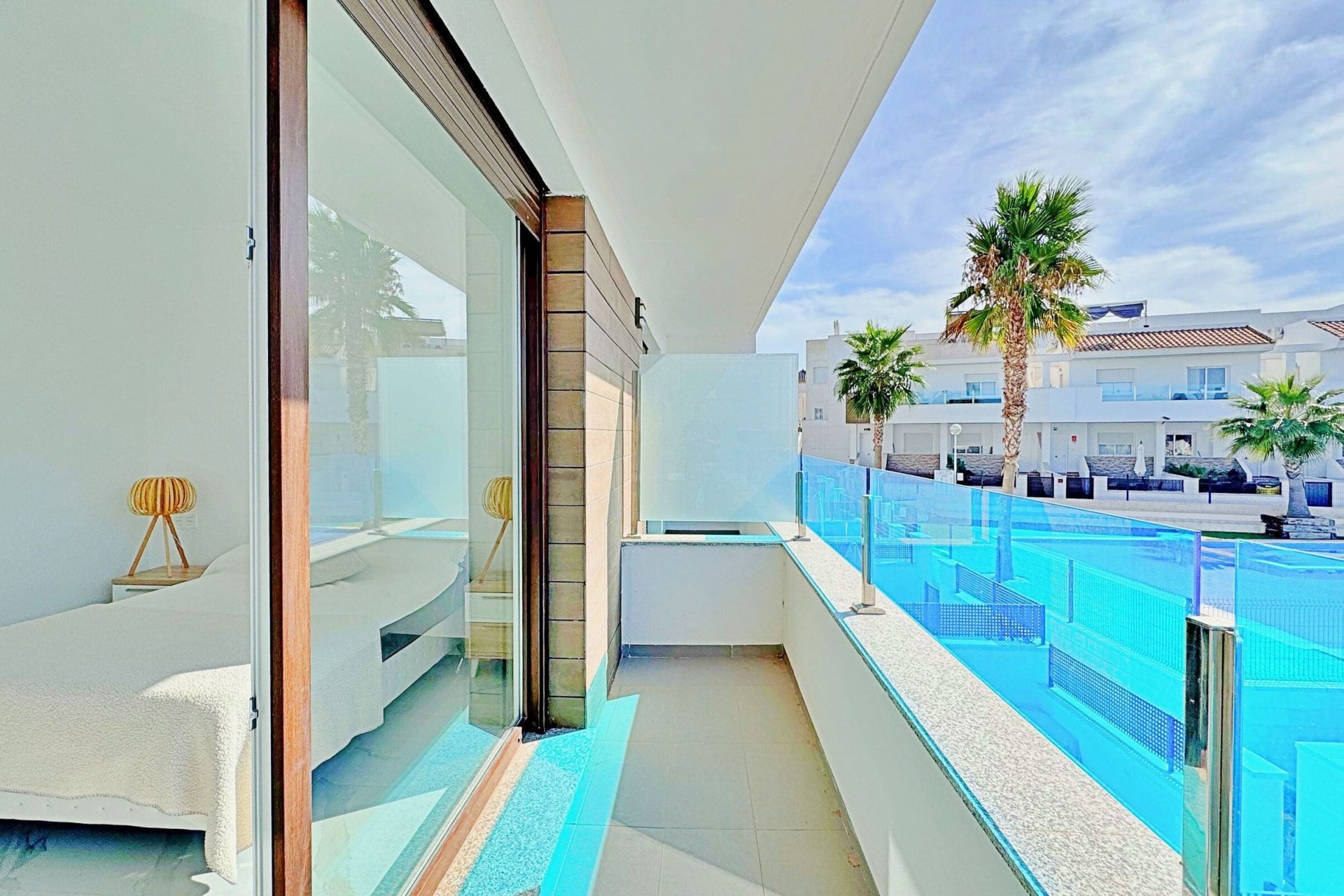 Videresalg - Tosidig - Torrevieja - Los Balcones