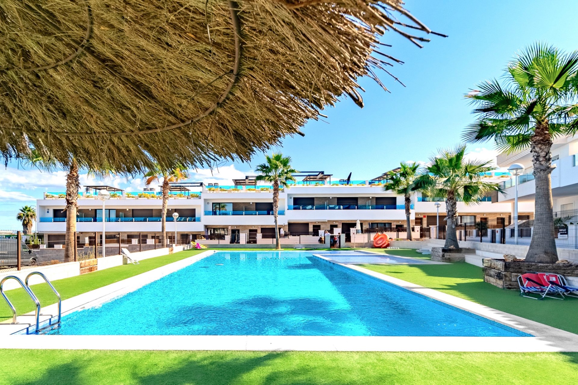 Videresalg - Tosidig - Torrevieja - Los Balcones