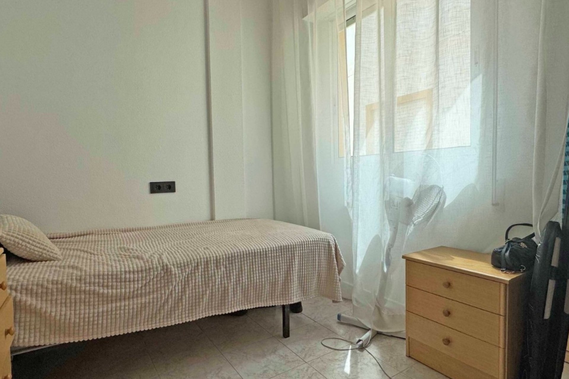 Videresalg - Tosidig - Torrevieja - Torrelamata - La Mata