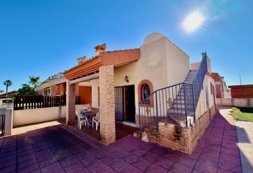 Videresalg - Villa - Guardamar del Segura - El Raso