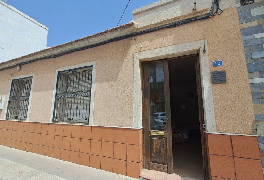 Videresalg - Villa - Los Montesinos