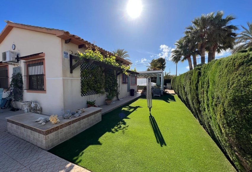 Videresalg - Villa - Orihuela Costa - Cabo Roig