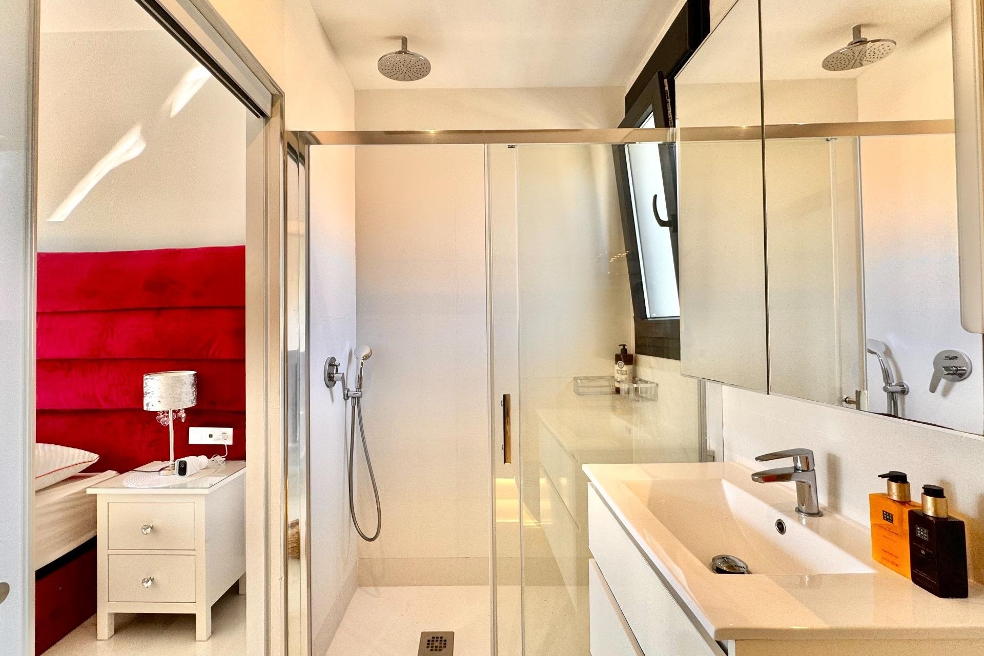 Videresalg - Villa - Orihuela Costa - Lomas de Cabo Roig