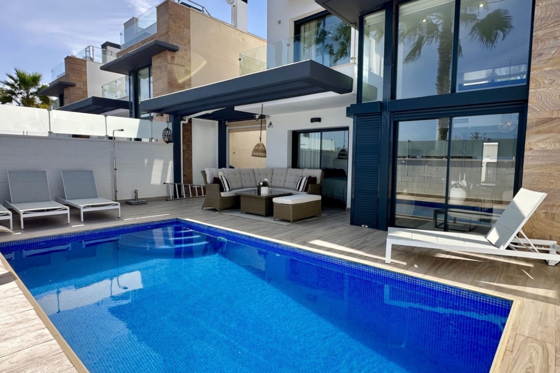 Videresalg - Villa - Orihuela Costa - Lomas de Cabo Roig