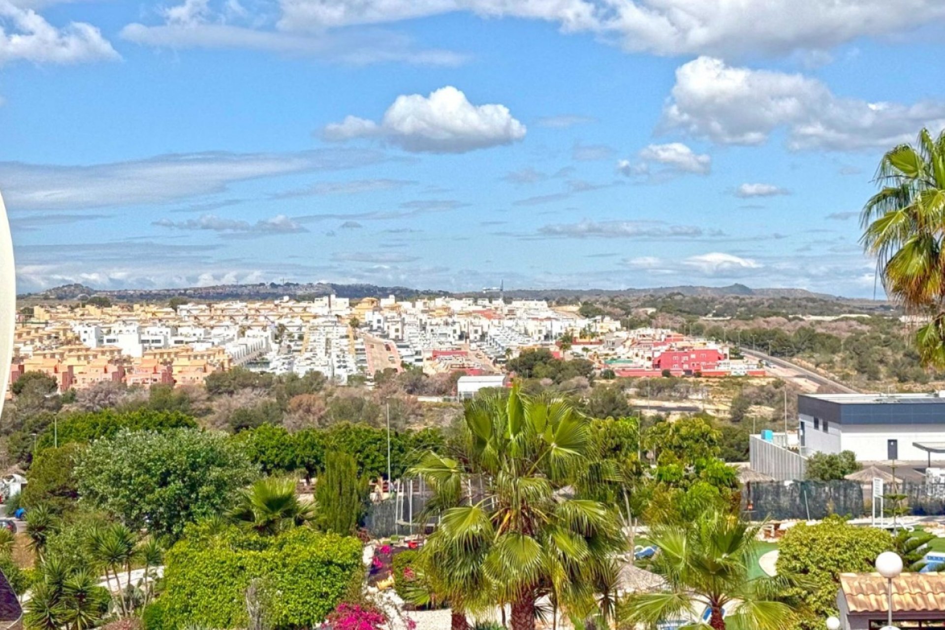 Videresalg - Villa - Orihuela Costa - Los Altos