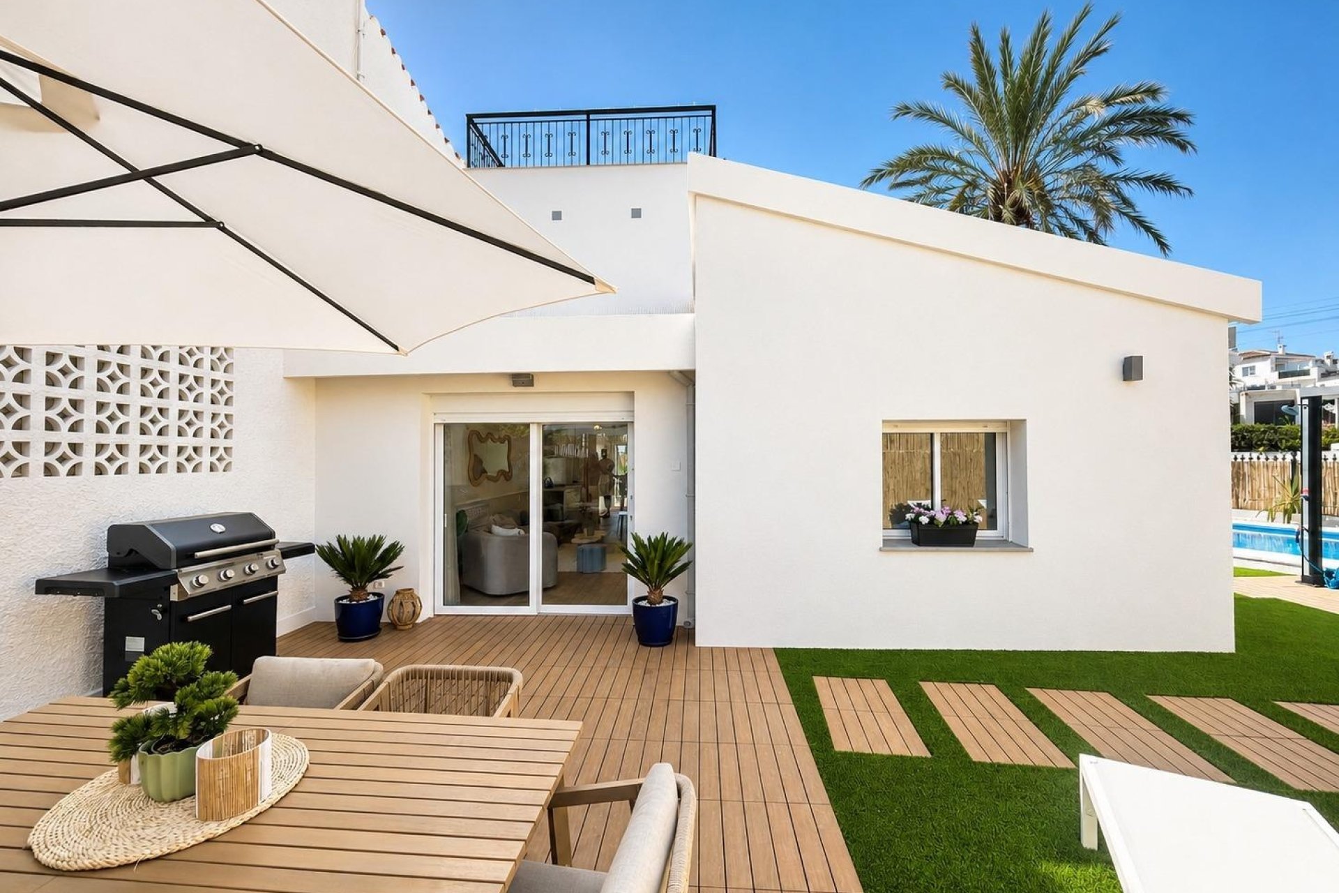 Videresalg - Villa - Orihuela Costa - Punta Prima