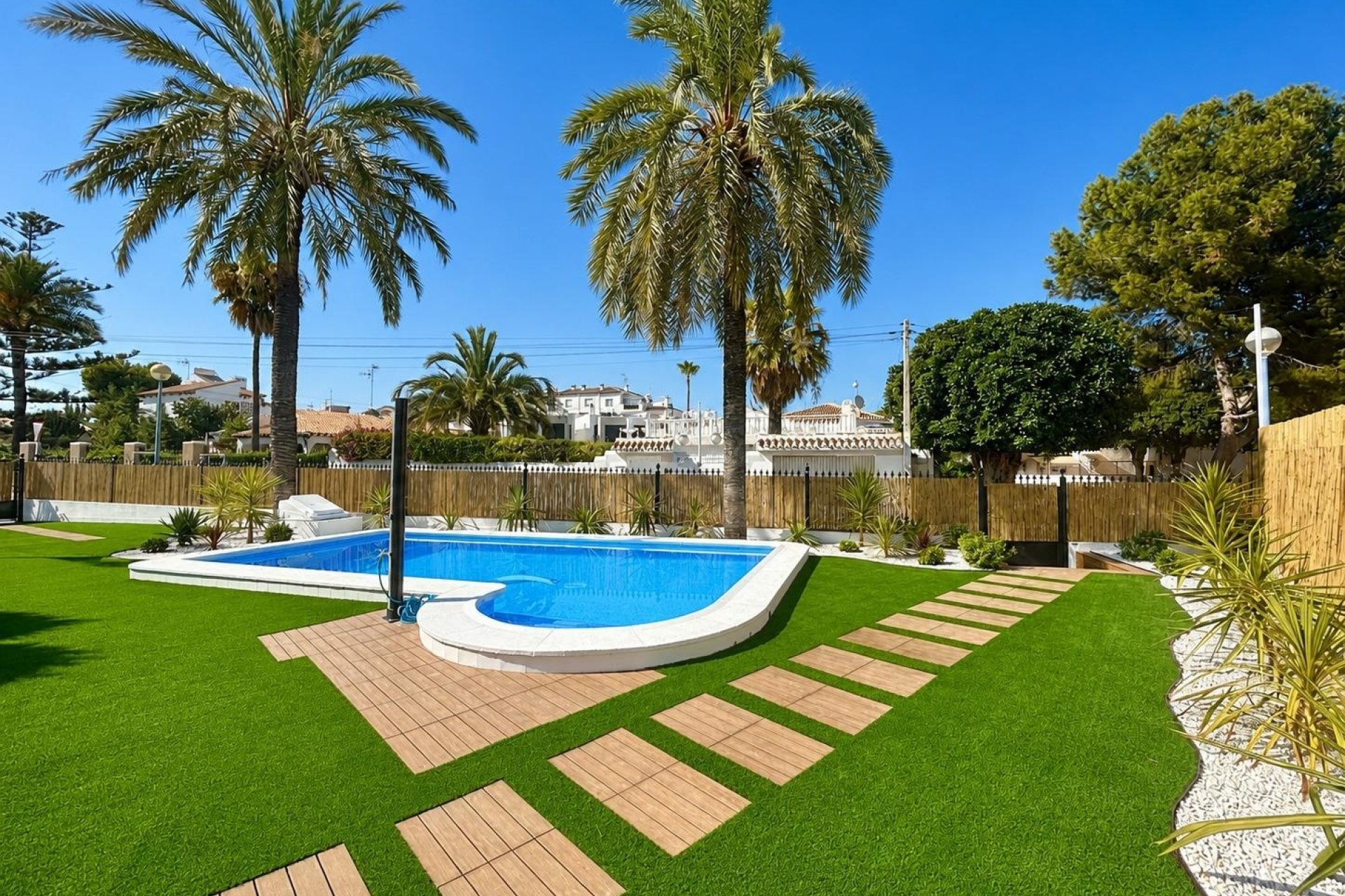 Videresalg - Villa - Orihuela Costa - Punta Prima