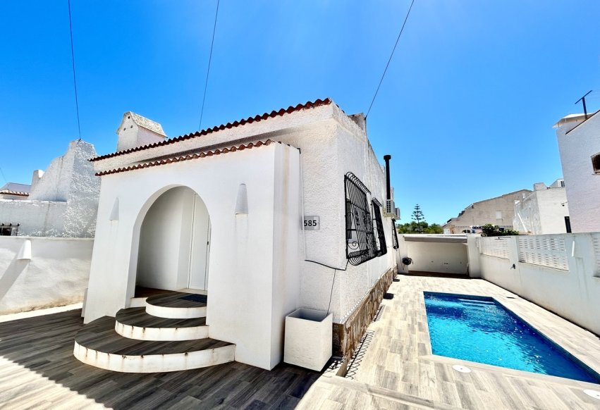 Videresalg - Villa - Orihuela Costa - Villamartín