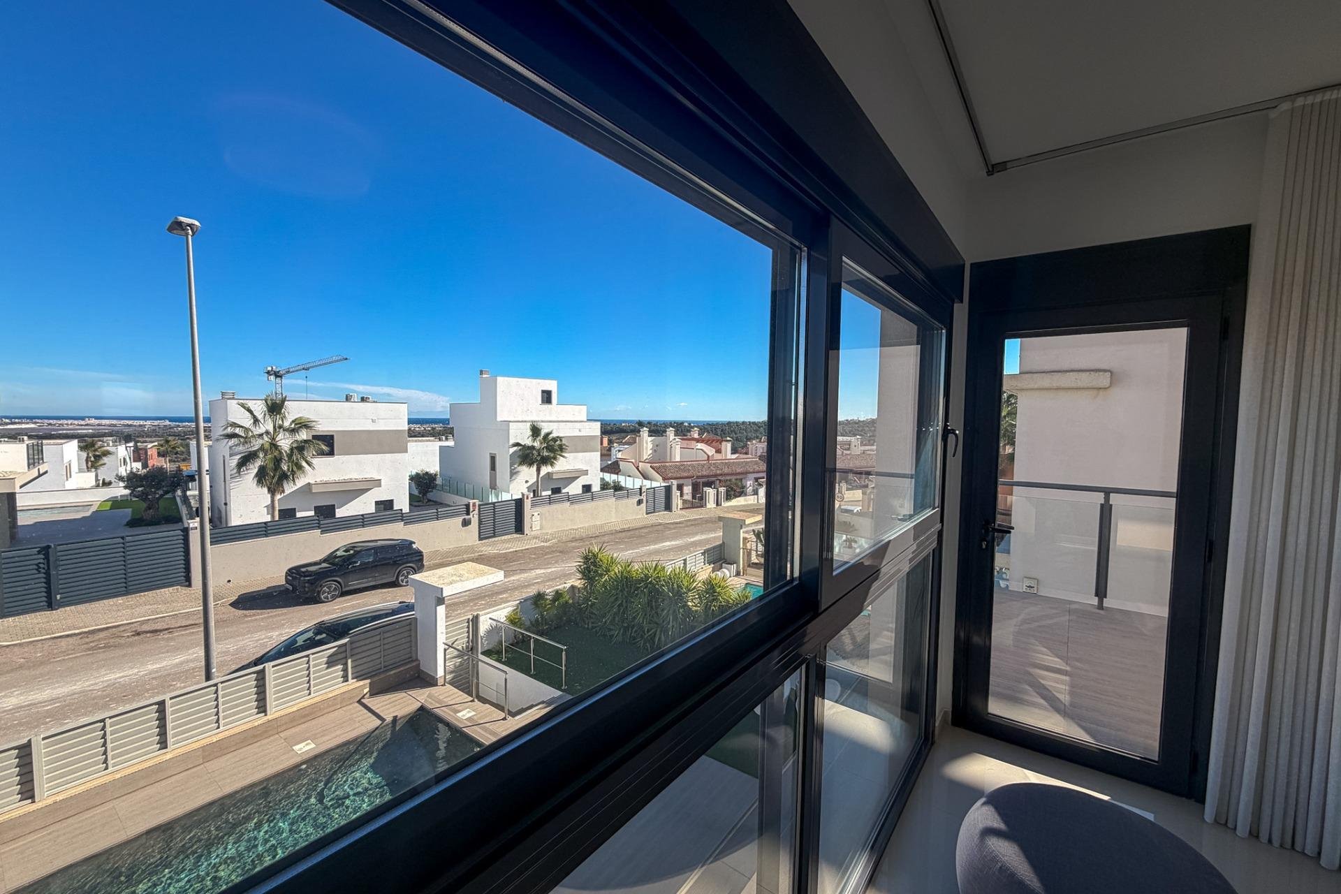 Videresalg - Villa - San Miguel de Salinas - Bellavista