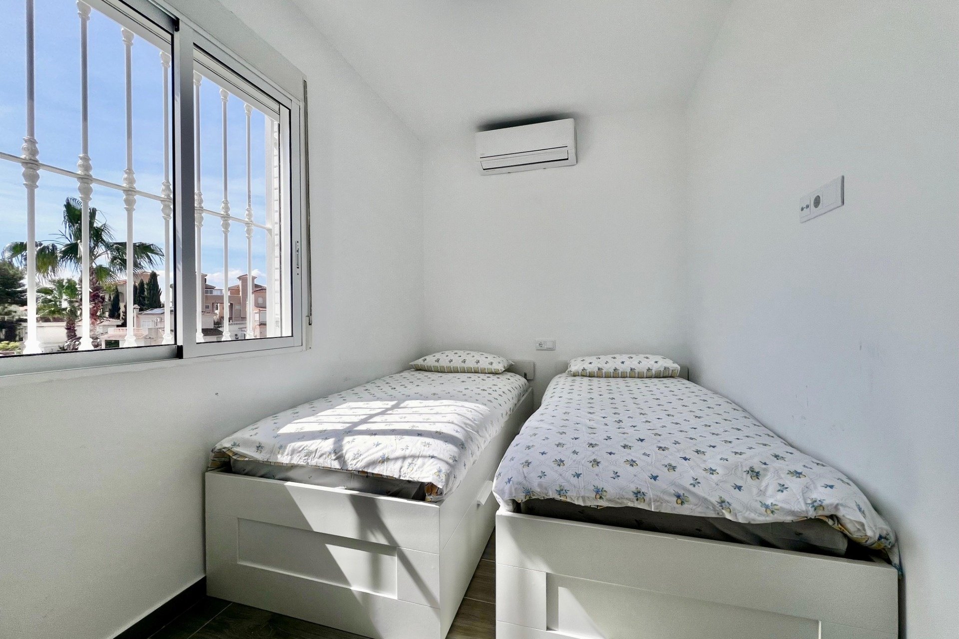 Videresalg - Villa - San Miguel de Salinas - Las filipinas