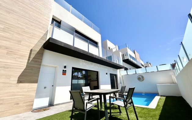 Vila - Perpardavimas - Orihuela Costa - Villamartín