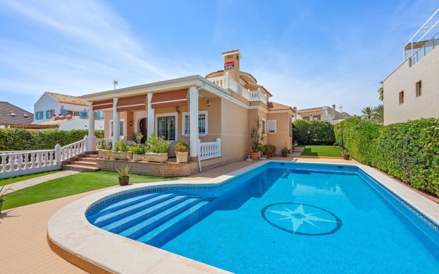 Vila - Perpardavimas - Torrevieja - Torrelamata - La Mata