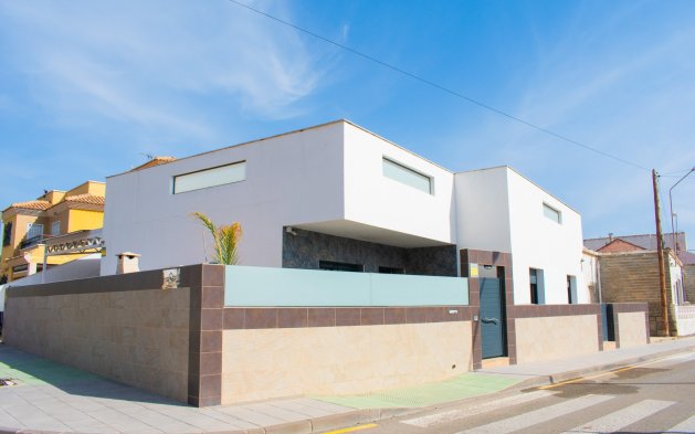 Villa - Återförsäljning - Pilar de la Horadada - La Torre de la Horadada