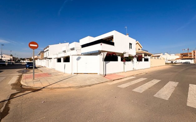 Villa - Återförsäljning - San Pedro del Pinatar - San Pedro del Pinatar