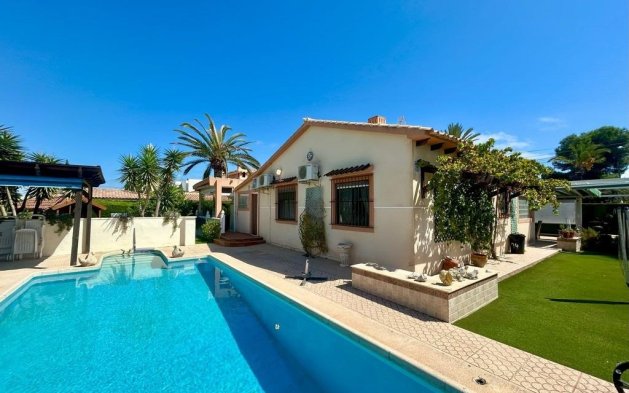 Villa - Begagnad - Orihuela Costa - Aguamarina