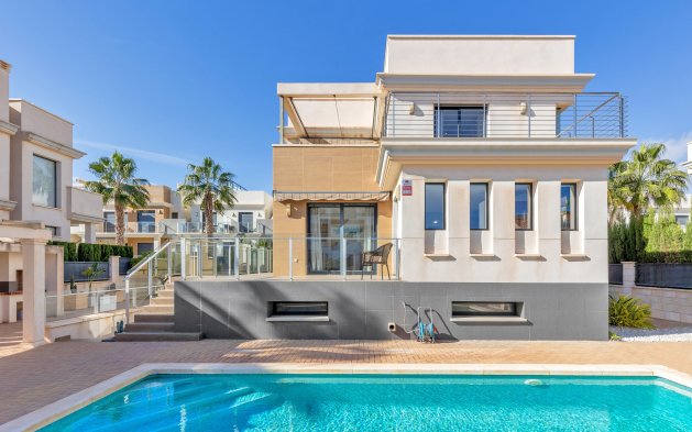Villa - Begagnad - Orihuela Costa - La Zenia