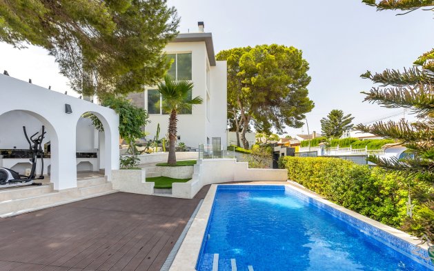 Villa - Begagnad - Torrevieja - Los Balcones