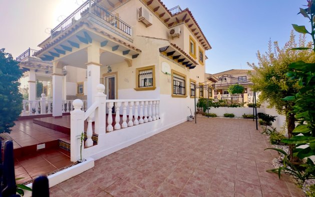 Villa - Herverkoop - Orihuela Costa - Cabo Roig