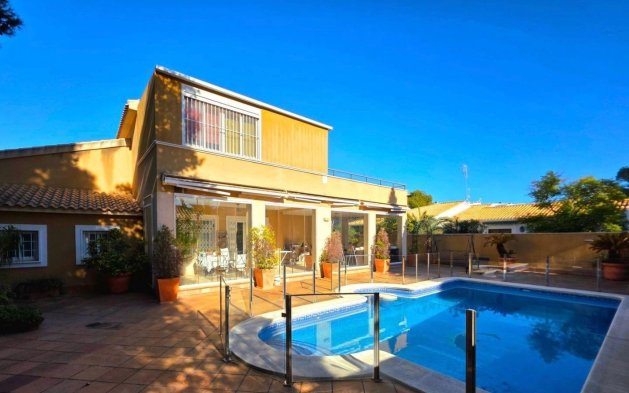 Villa - Herverkoop - Orihuela Costa - Campoamor