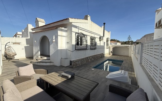 Villa - Herverkoop - Orihuela Costa - Villamartín