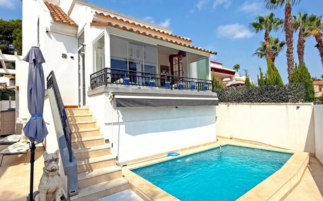 Villa - Herverkoop - Orihuela Costa - Villamartín