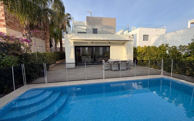 Villa - Herverkoop - Rojales - Cuidad Quesada