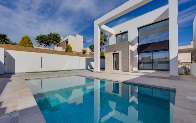 Villa - Nowy budynek - Torrevieja - Torrevieja