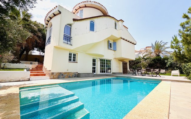 Villa - Odsprzedaż - Orihuela Costa - La Zenia