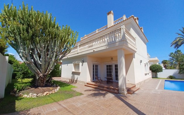 Villa - Resale - Orihuela Costa - Cabo Roig