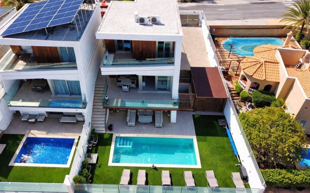 Villa - Resale - Orihuela Costa - Villamartín