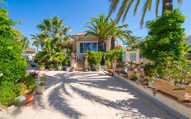 Villa - Resale - Rojales - Rojales