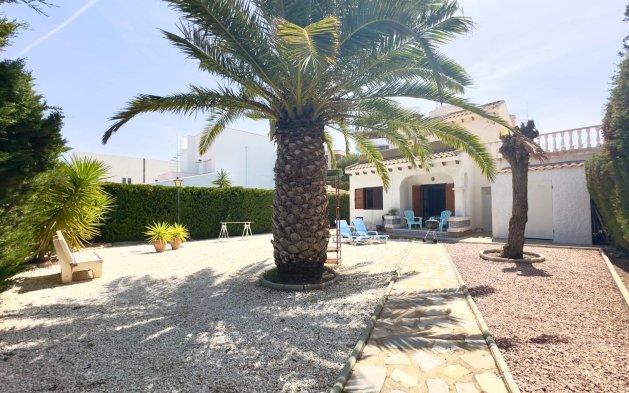 Villa - Revente - Orihuela Costa - La Zenia