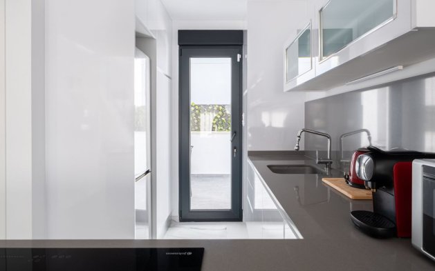 Resale - Villa - Torrevieja