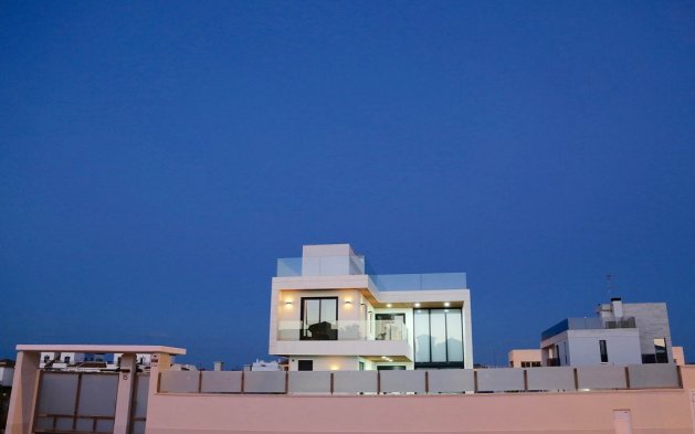 Obra nueva - Villa - Dehesa de Campoamor