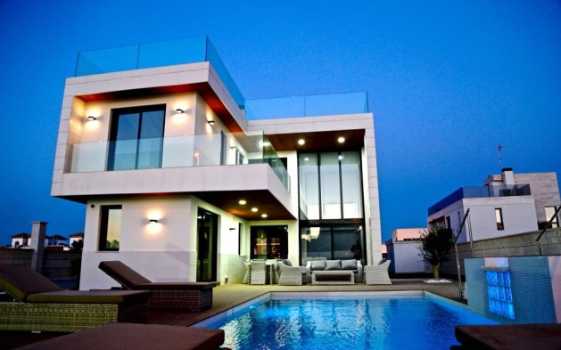 Obra nueva - Villa - Dehesa de Campoamor