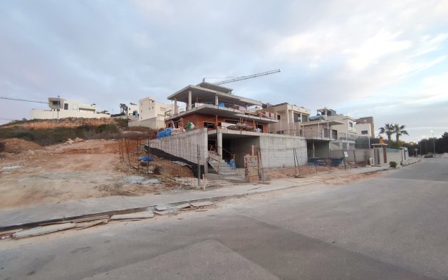 Obra nueva - Villa - Dehesa de Campoamor