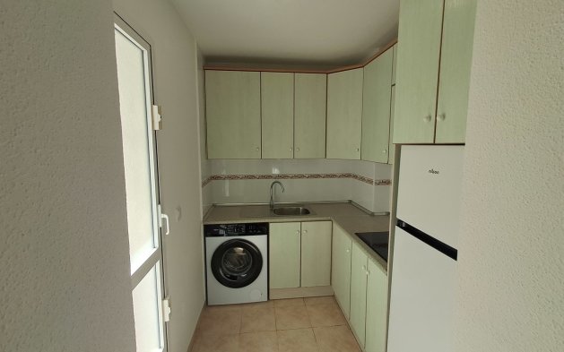 Resale - Apartment / flat - Orihuela Costa - La Zenia