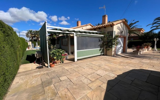 Resale - Villa - Orihuela Costa - Cabo Roig